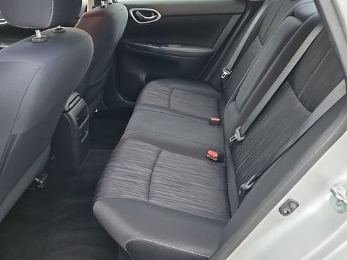 Used 2016 Nissan Sentra SV image 12