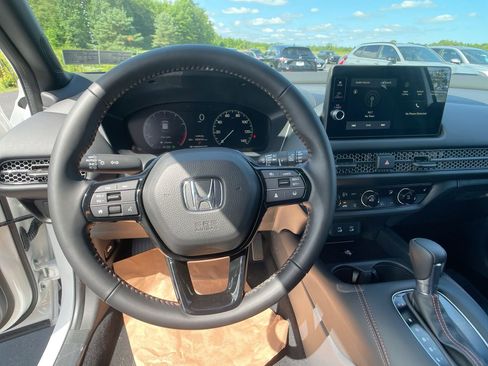 New 2026 Honda HR-V Sport image 13