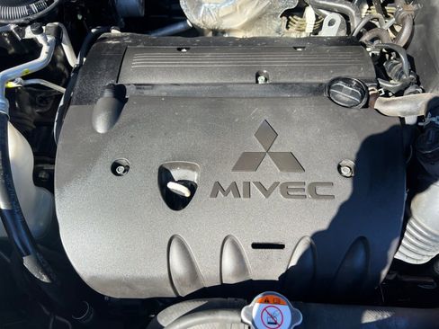 Used 2021 Mitsubishi Outlander Sport SE image 35