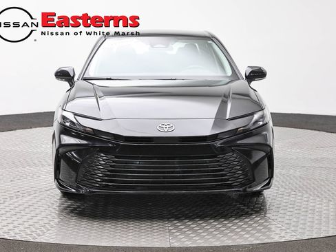 Used 2025 Toyota Camry LE FWD image 2
