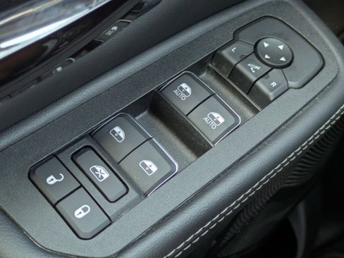 Used 2025 RAM 1500 Limited image 24