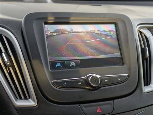 Used 2017 Chevrolet Malibu LS image 13