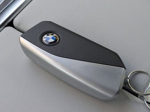 New 2026 BMW X5 xDrive40i w/ M Sport Package image 34