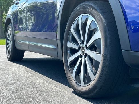 Used 2020 Mercedes-Benz GLB 250 4MATIC image 9