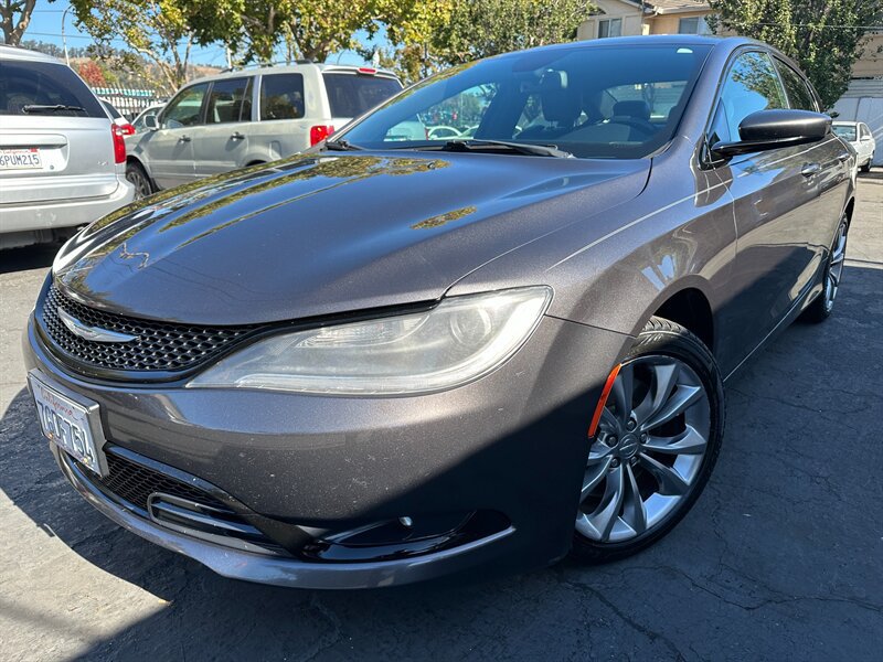 Used 2015 Chrysler 200 S w/ Navigation & Sound Group I FWD image 1