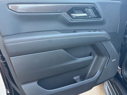 New 2026 GMC Yukon XL Elevation w/ LPO, Floor Liner Package image 10