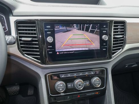 Certified 2023 Volkswagen Atlas SE AWD/4WD image 22