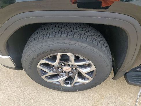 New 2026 GMC Sierra 1500 SLT w/ SLT Premium Plus Package image 39