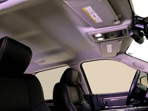 Used 2018 RAM 1500 Laramie w/ Convenience Group image 28