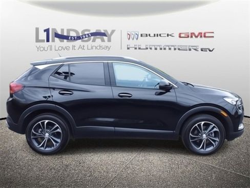 Certified 2023 Buick Encore GX Essence w/ Advanced Technology Package image 4
