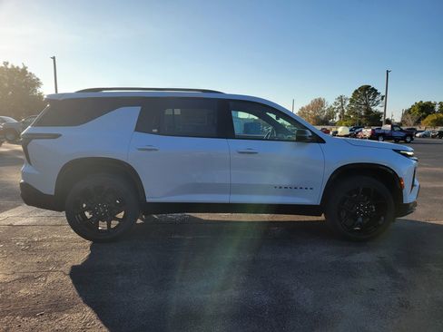 New 2026 Chevrolet Traverse RS image 4