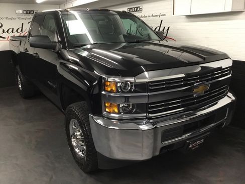 Used 2015 Chevrolet Silverado 2500 W/T w/ WT Convenience Package image 2