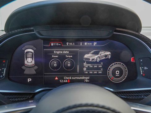 Used 2021 Audi R8 V10 w/ Premium Package image 29