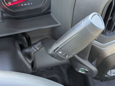 New 2025 Chevrolet Silverado 1500 W/T image 42