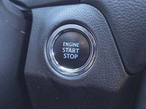 Used 2021 Toyota RAV4 XLE Premium image 24