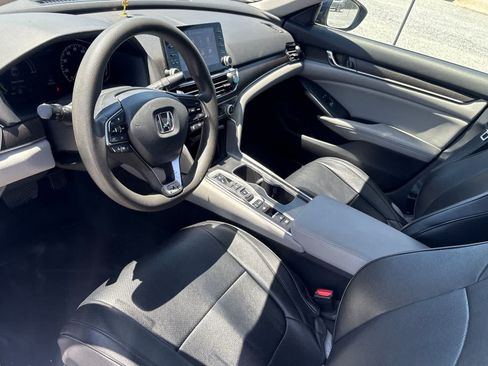 Used 2020 Honda Accord EX image 14