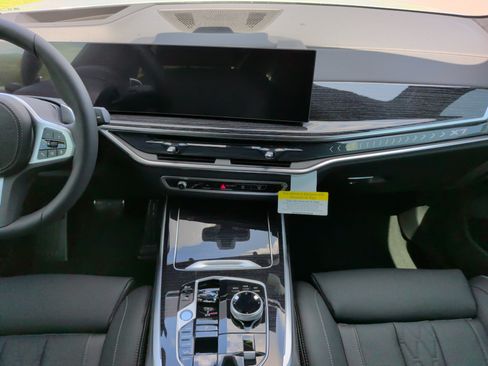 New 2027 BMW X7 xDrive40i w/ Executive Package AWD/4WD image 35