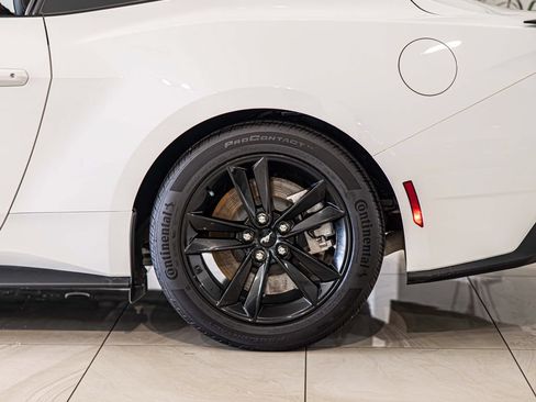 Used 2024 Ford Mustang GT RWD image 7