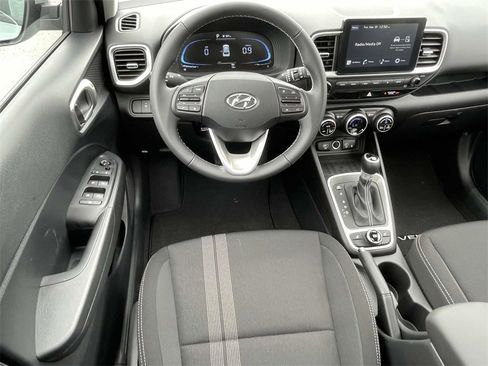 New 2026 Hyundai Venue SEL image 11