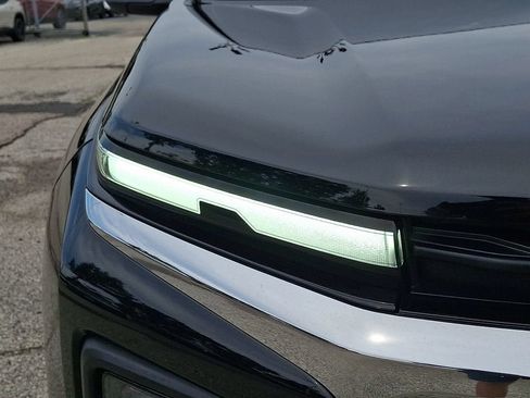 Certified 2024 Chevrolet Traverse LS FWD image 11