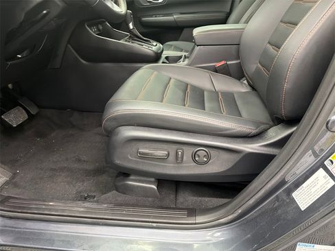 Used 2025 Honda CR-V Sport-L image 10
