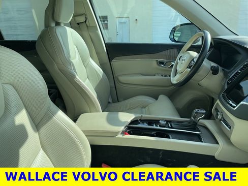 Used 2021 Volvo XC90 T6 Inscription w/ Protection Package Premier image 8