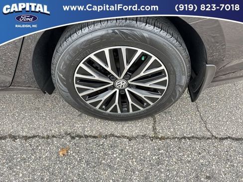 Used 2020 Volkswagen Jetta SE image 13