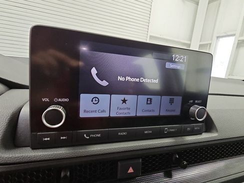 Used 2024 Honda CR-V LX image 14