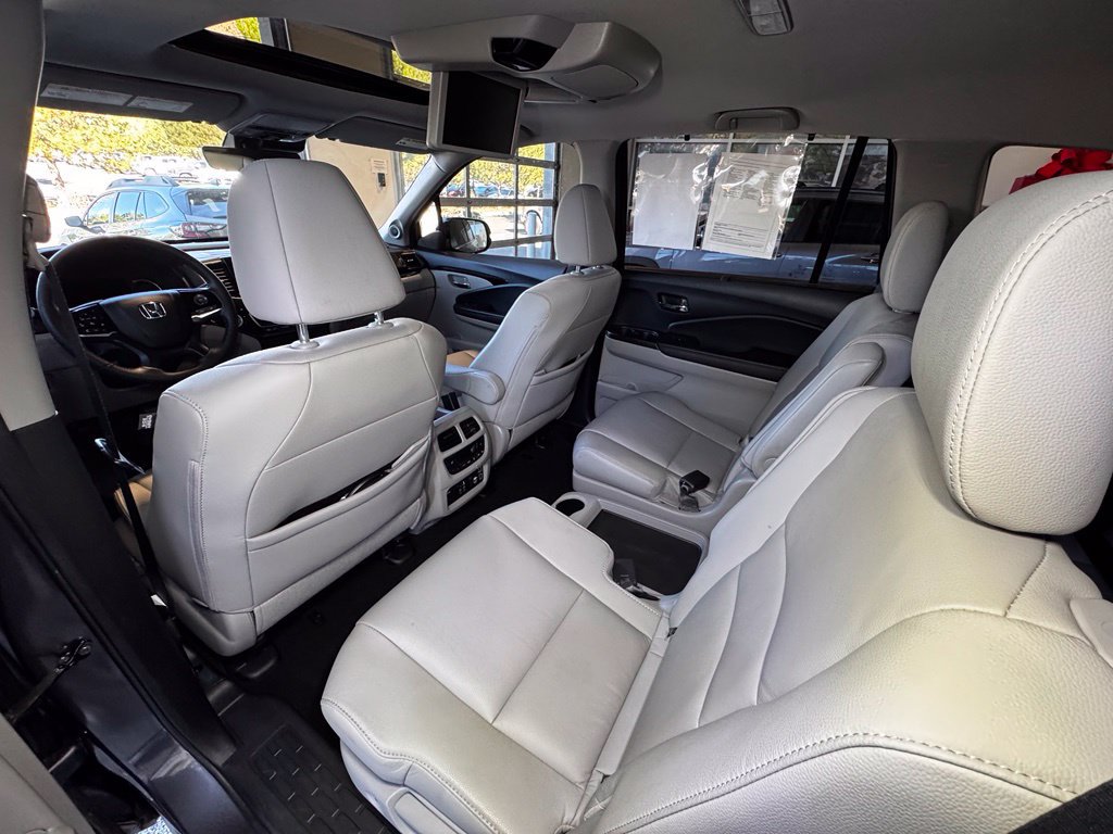 Used 2022 Honda Pilot Touring image 35