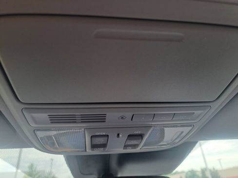 Used 2019 Honda CR-V EX-L image 19
