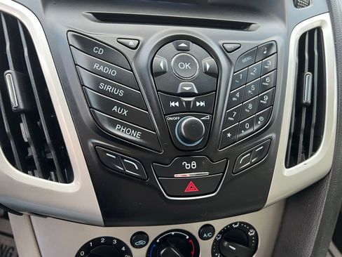Used 2012 Ford Focus SE FWD image 25