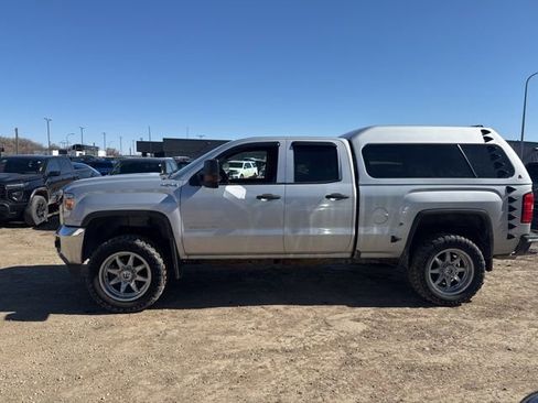 Used 2017 GMC Sierra 2500 4x4 Double Cab w/ Sierra Convenience Package image 4