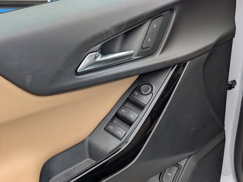 New 2026 Chevrolet Equinox ACTIV image 16