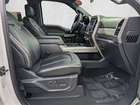 Used 2022 Ford F250 Platinum w/ Tremor Off-Road Package AWD/4WD image 18