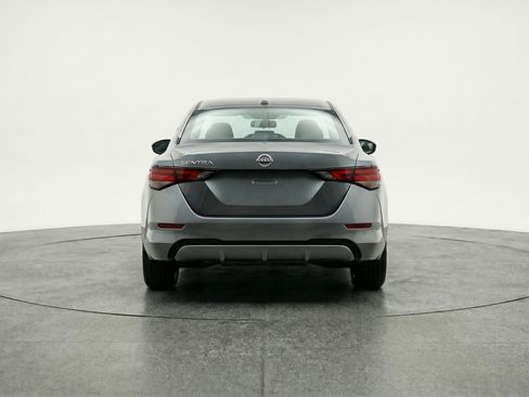 Used 2025 Nissan Sentra S FWD image 7