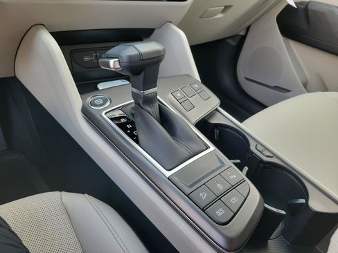 New 2026 Kia Sportage EX image 14