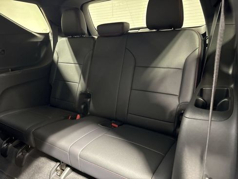 New 2026 Chevrolet Traverse RS w/ LPO, Floor Liner Package AWD/4WD image 25