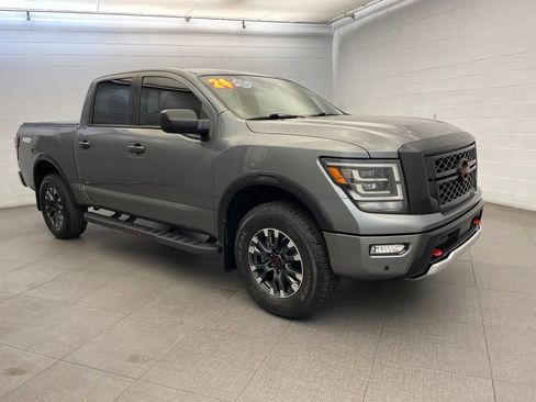 Used 2024 Nissan Titan PRO-4X w/ Pro-4x Utility Package AWD/4WD image 5