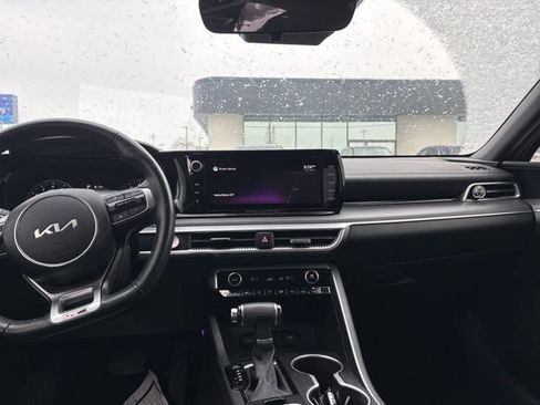 Used 2022 Kia K5 GT-Line image 9