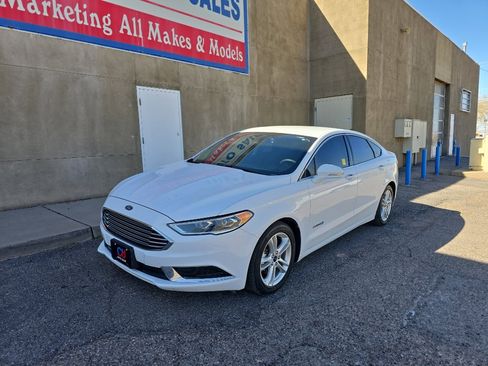 Used 2018 Ford Fusion SE w/ Equipment Group 602A image 31