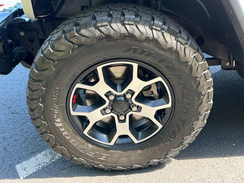 Used 2020 Jeep Wrangler Unlimited Rubicon AWD/4WD image 24
