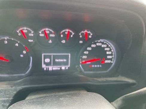 Used 2022 Chevrolet Silverado 2500 Custom image 10