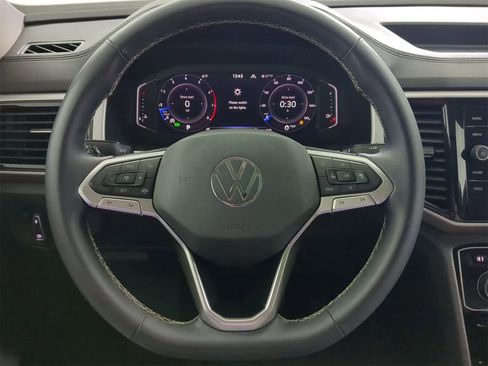 Used 2022 Volkswagen Atlas SE image 24