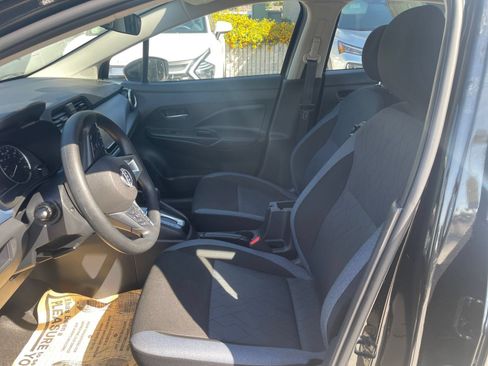 Used 2025 Nissan Versa SV FWD image 24