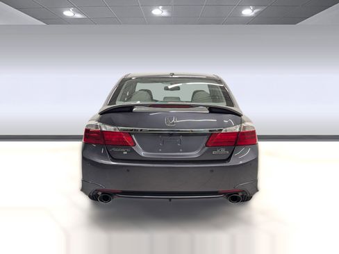 Used 2014 Honda Accord Touring image 8