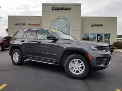 Certified 2024 Jeep Grand Cherokee Laredo w/ Luxury Tech Group I