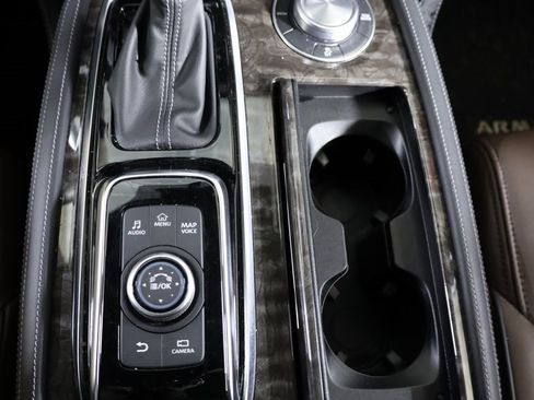 Used 2023 Nissan Armada Platinum w/ Captain's Chairs Package image 24