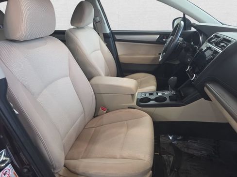 Used 2019 Subaru Outback 2.5i Premium AWD/4WD image 10
