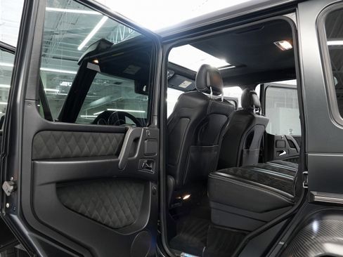 Used 2017 Mercedes-Benz G 550 Squared image 18