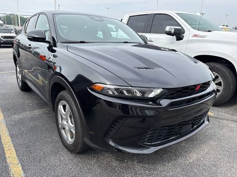 Used 2024 Dodge Hornet GT w/ Cold Weather Group AWD/4WD image 1